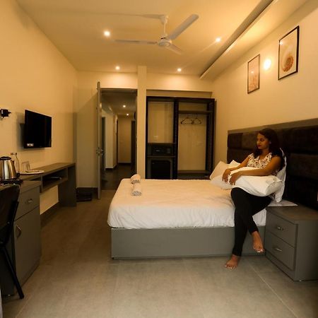 Coastal Pearl Hotel Miramar Panaji Dış mekan fotoğraf