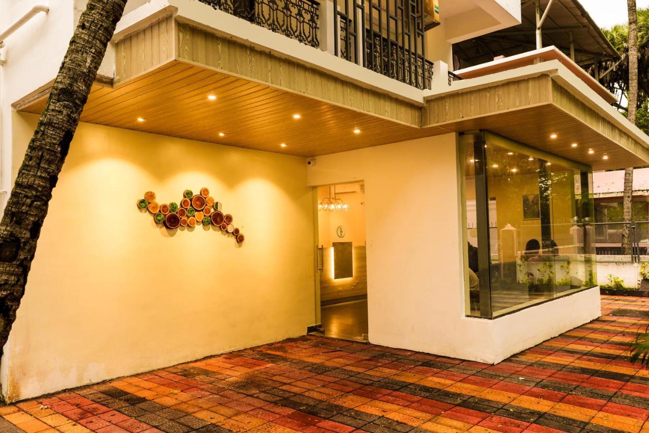 Coastal Pearl Hotel Miramar Panaji Dış mekan fotoğraf