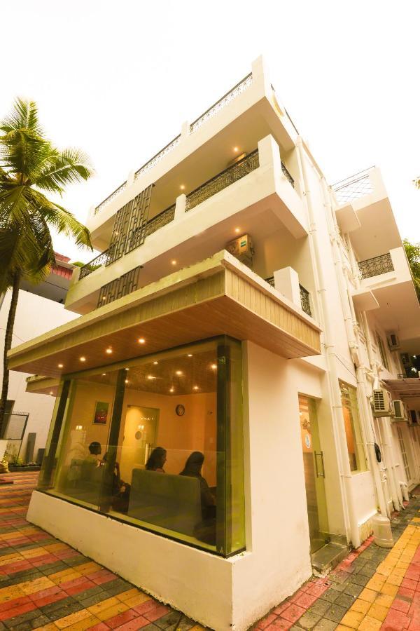 Coastal Pearl Hotel Miramar Panaji Dış mekan fotoğraf