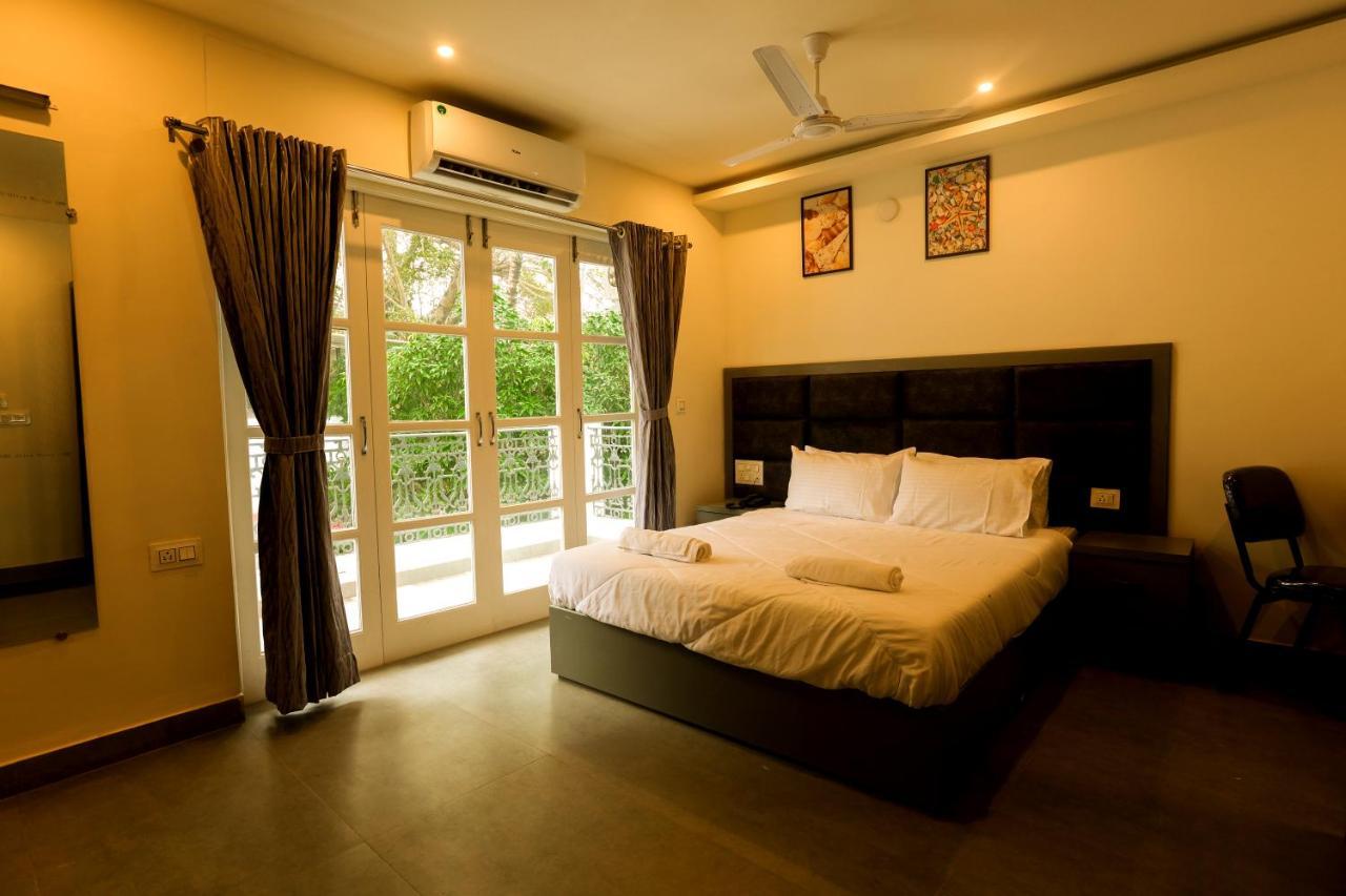 Coastal Pearl Hotel Miramar Panaji Dış mekan fotoğraf